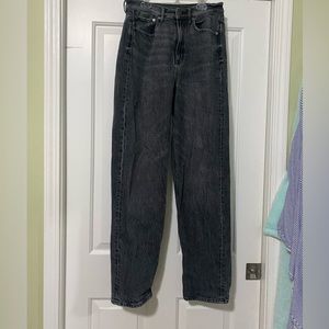 American Eagle High Waisted Black Baggy Jeans. LONG.